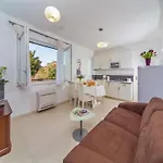 4b Lägenhet *