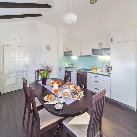Apartment 4b *