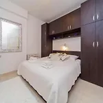 4b * Dubrovnik